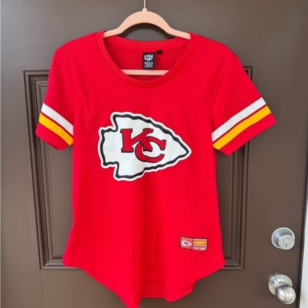 KC Chiefs shirt